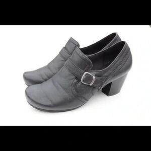 Baretraps ankle boots